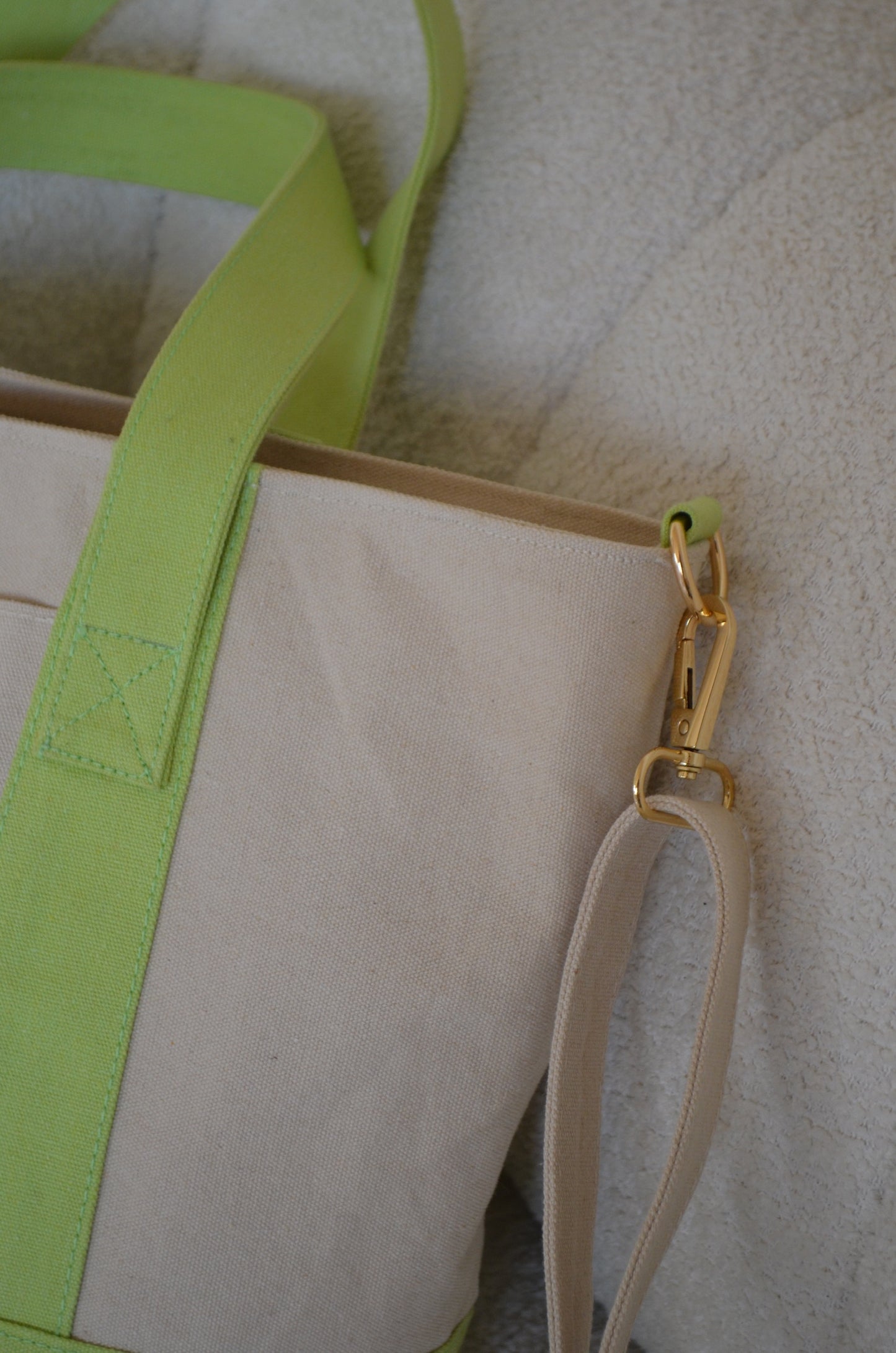 MO|CANVAS BAG